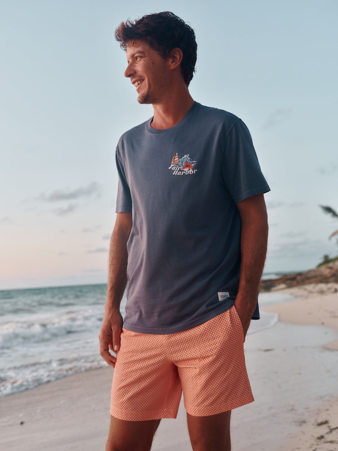 Saltaire Graphic Tee | Light Blue Surf The Wave