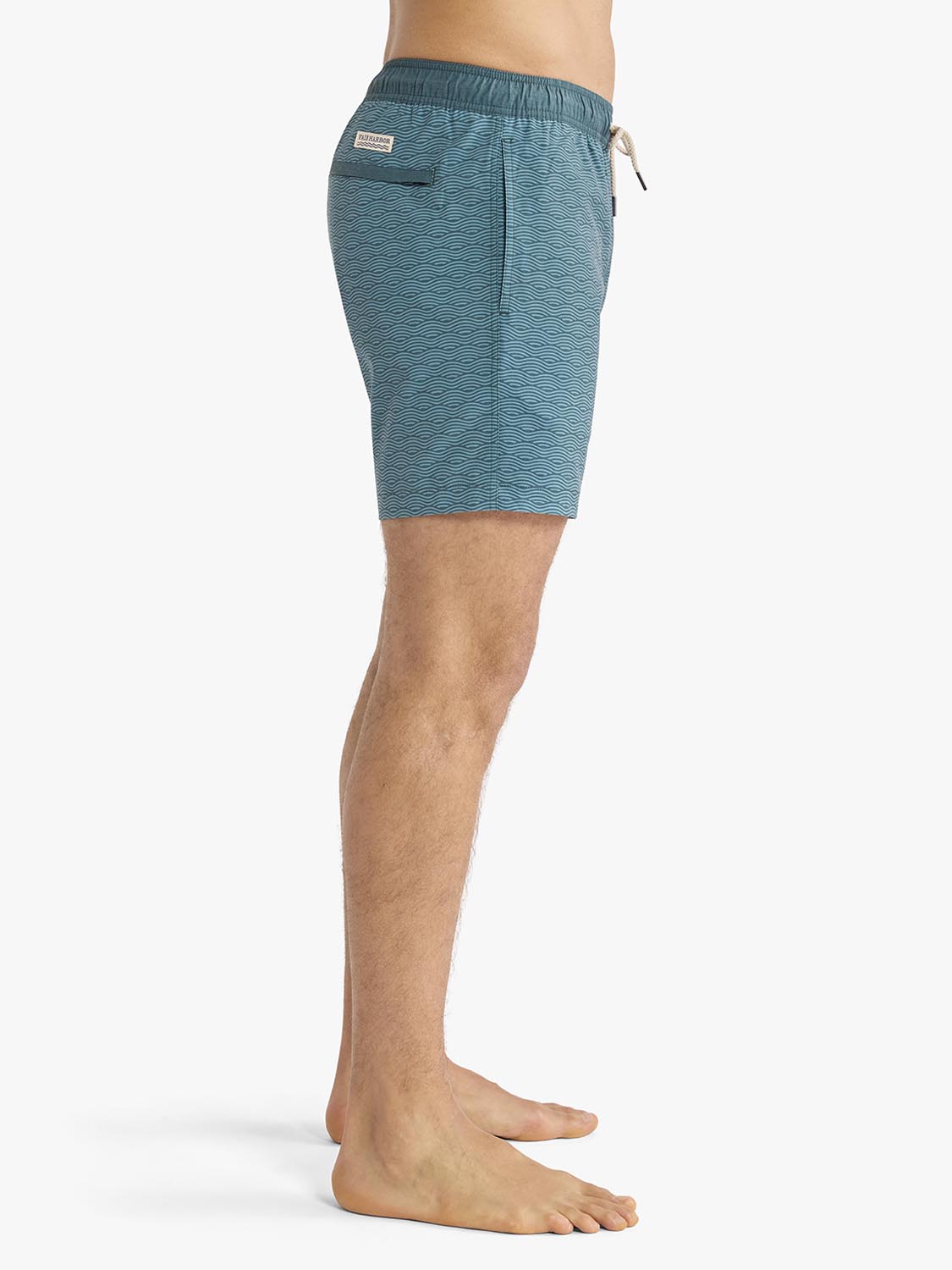 Bayberry Trunk | Green Waves