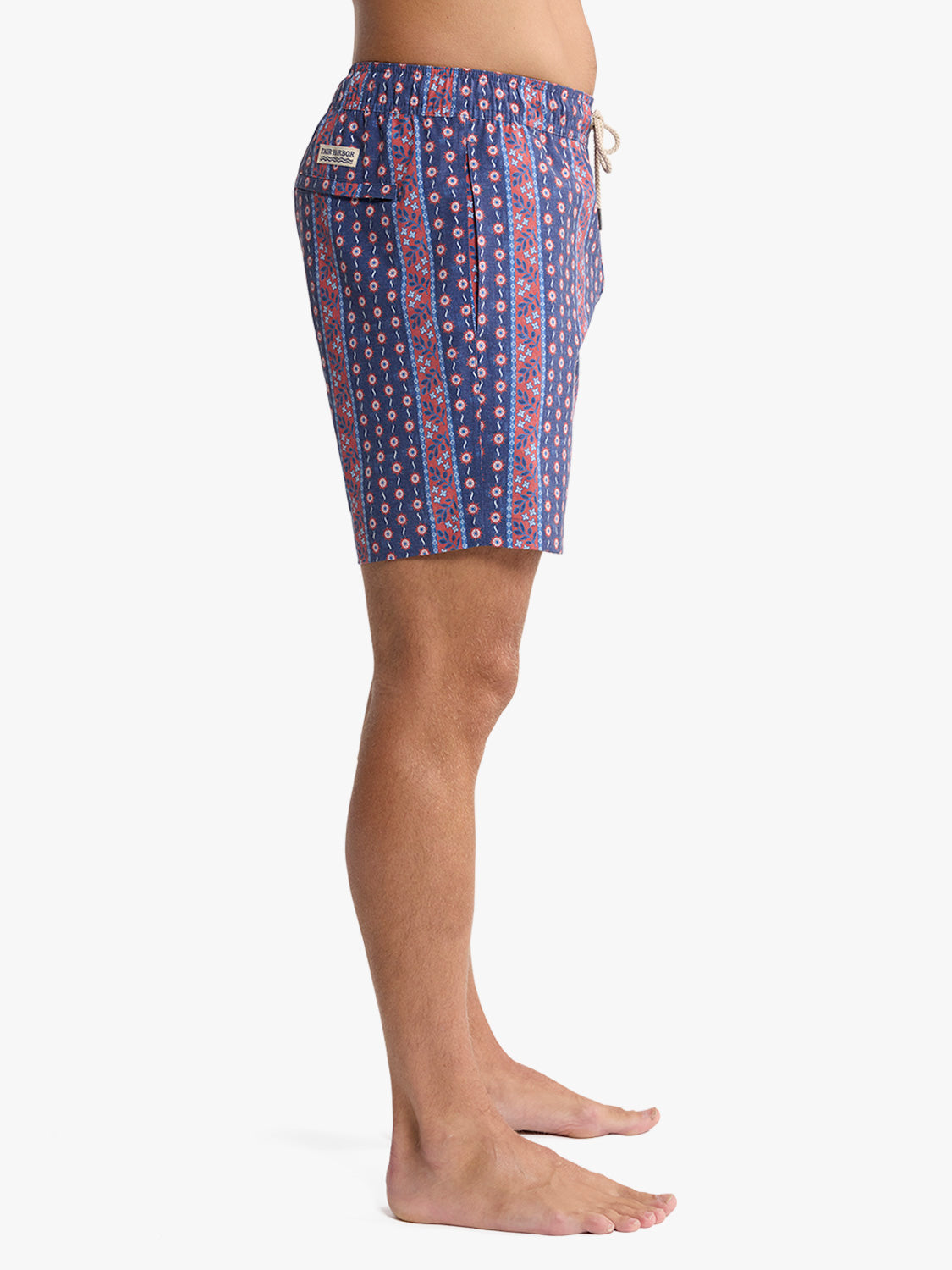 Bayberry Trunk | Navy Beacon