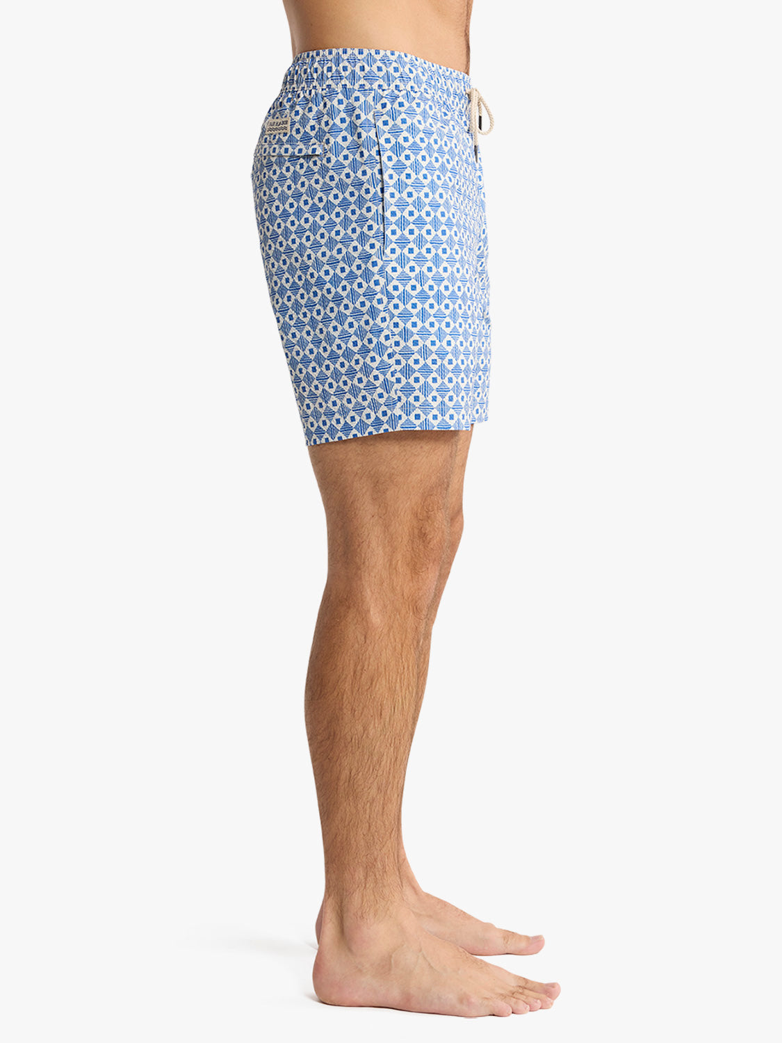 Bayberry Trunk | Seersucker Sea Blue Tiles