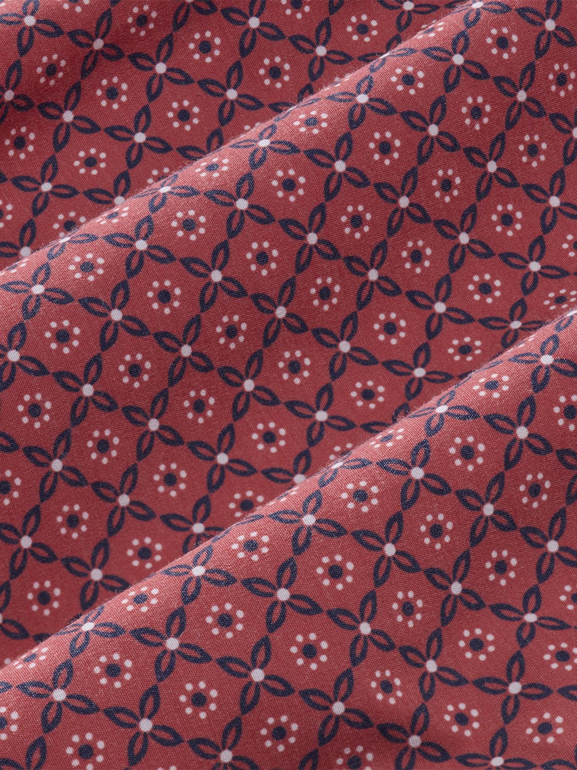 Bayberry Trunk | Red Bandana Geo