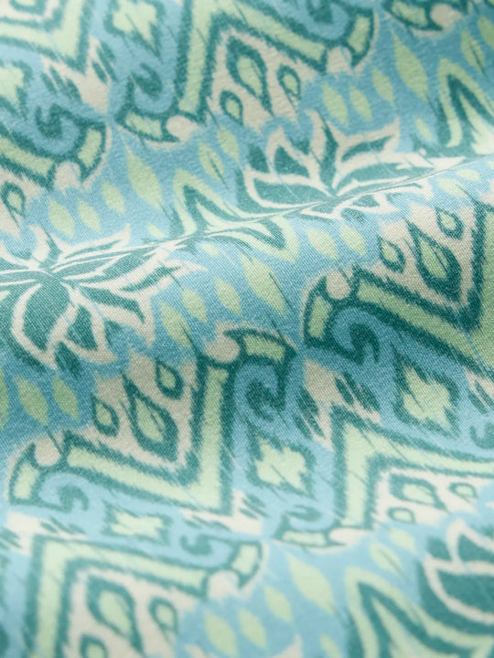 Bayberry Trunk | Teal White Lotus