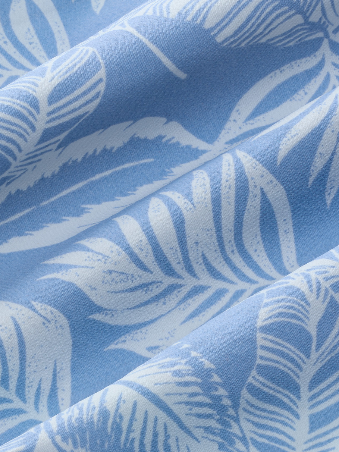 Bungalow Trunk | Sky Blue Leaves