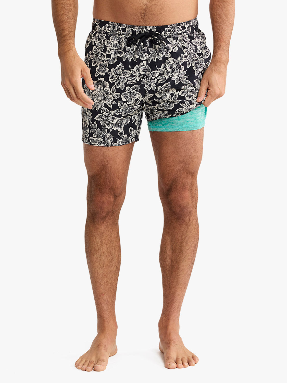 Bungalow Trunk | Black Hibiscus