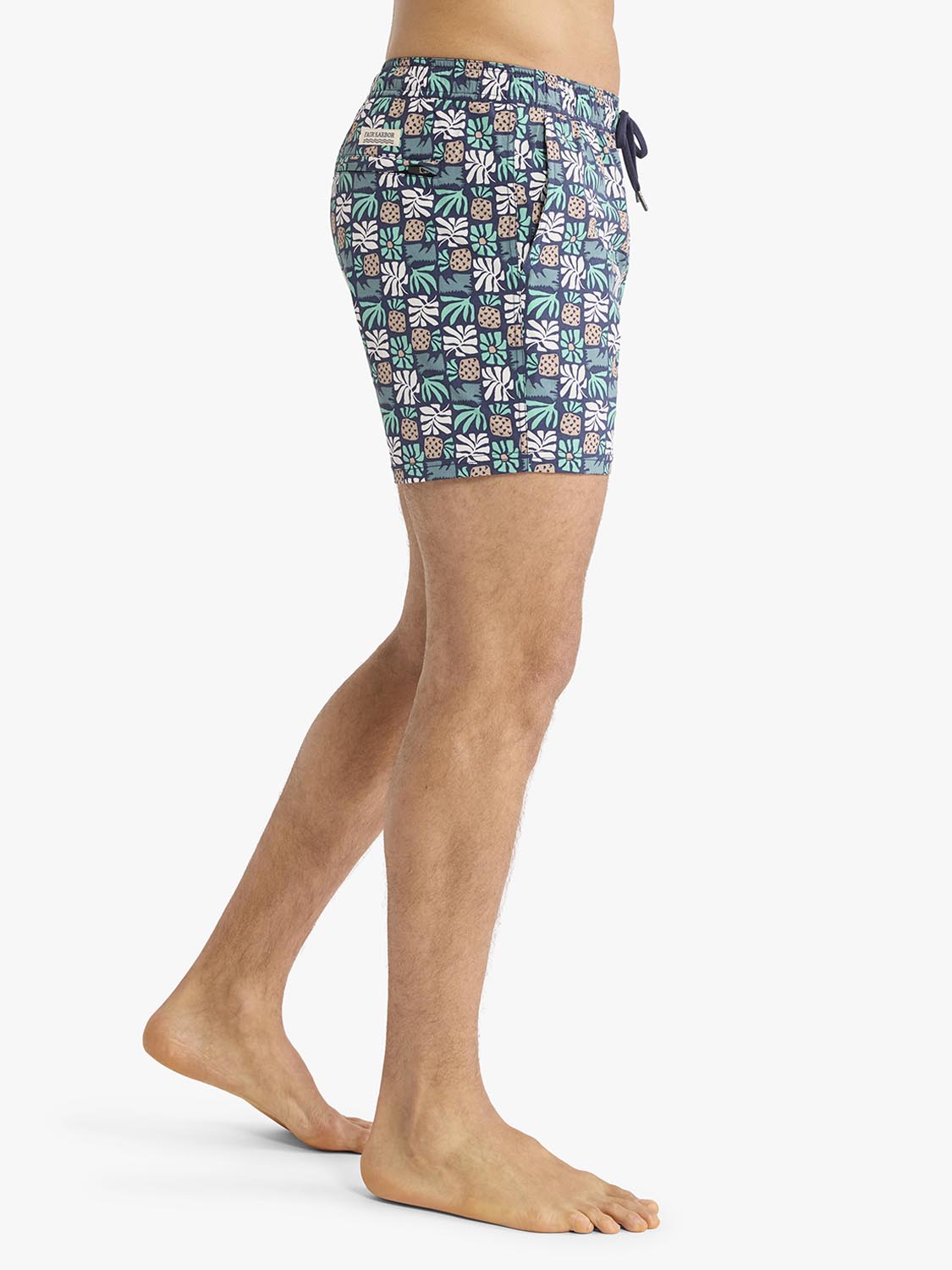 Bungalow Trunk | Navy Palm Tiles