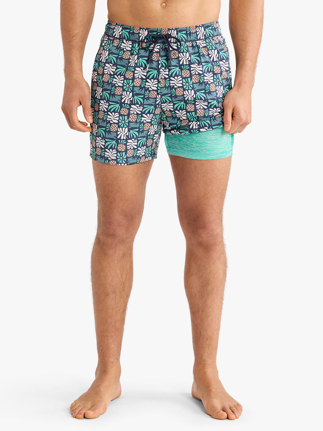 Bungalow Trunk | Navy Palm Tiles