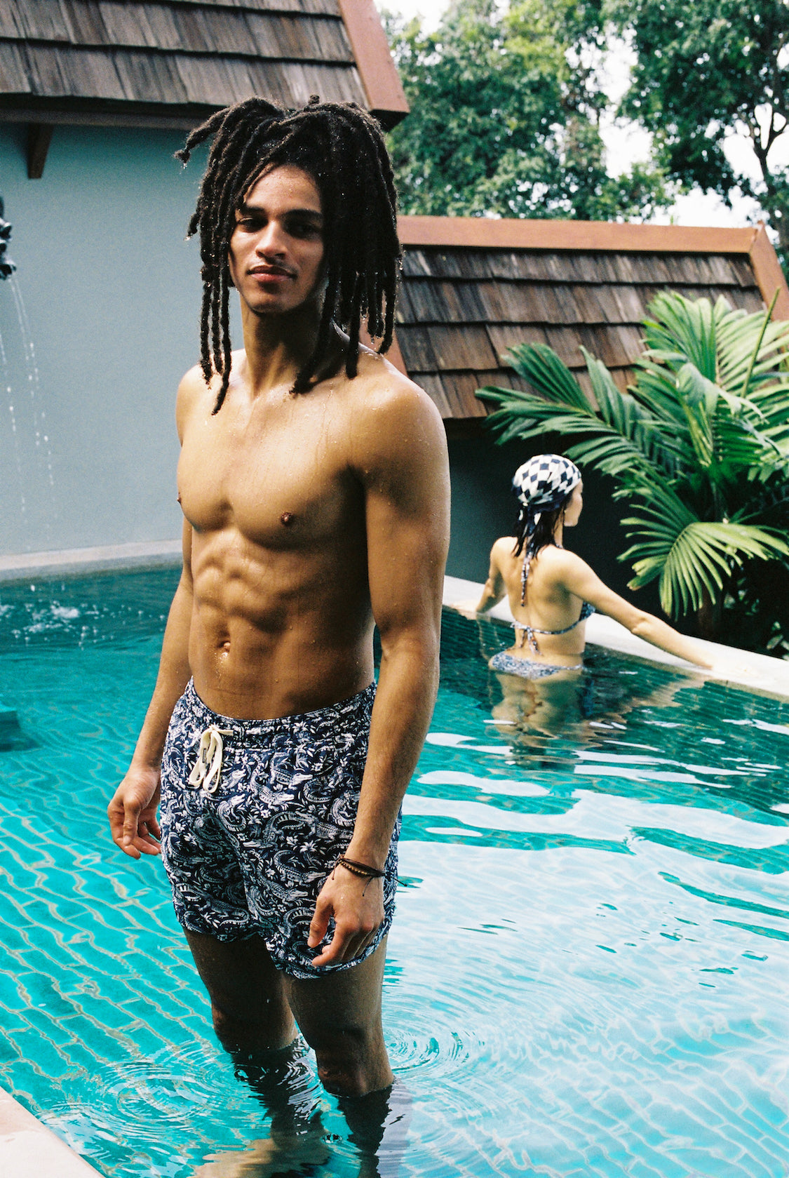 Bungalow Trunk | Navy Crocodile