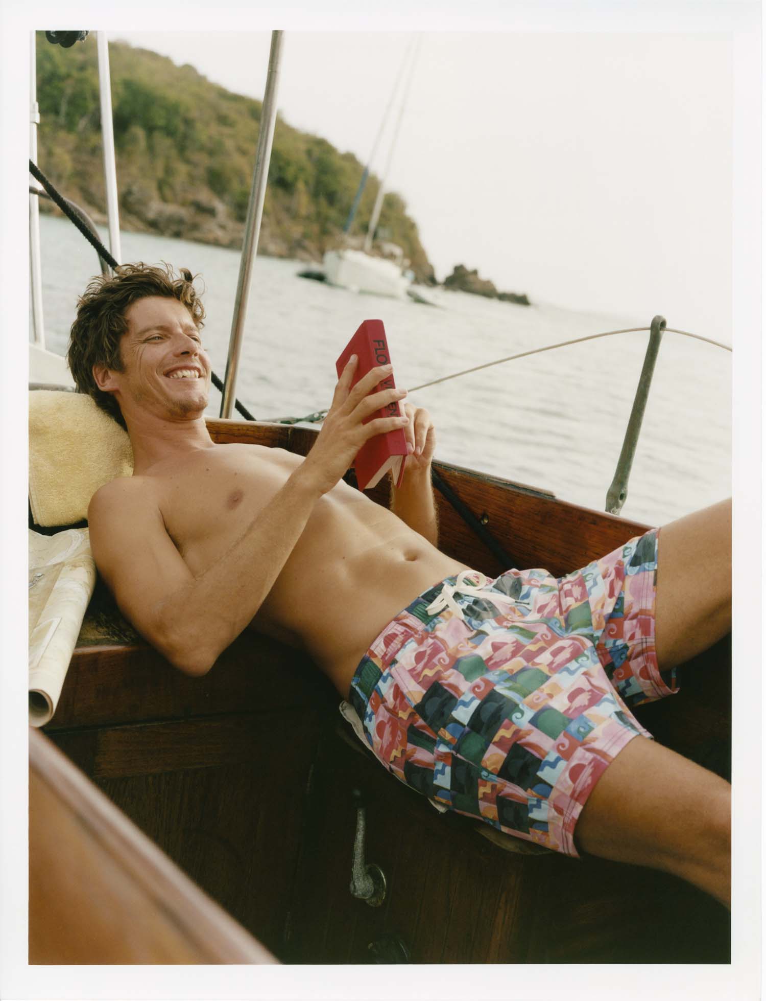 Bungalow Trunk | Seaside Glow