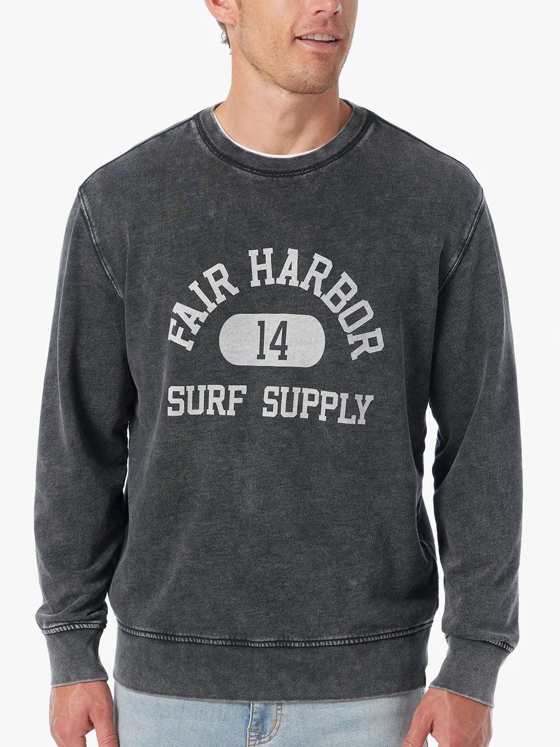 Saltaire Graphic Crewneck | Black Collegiate