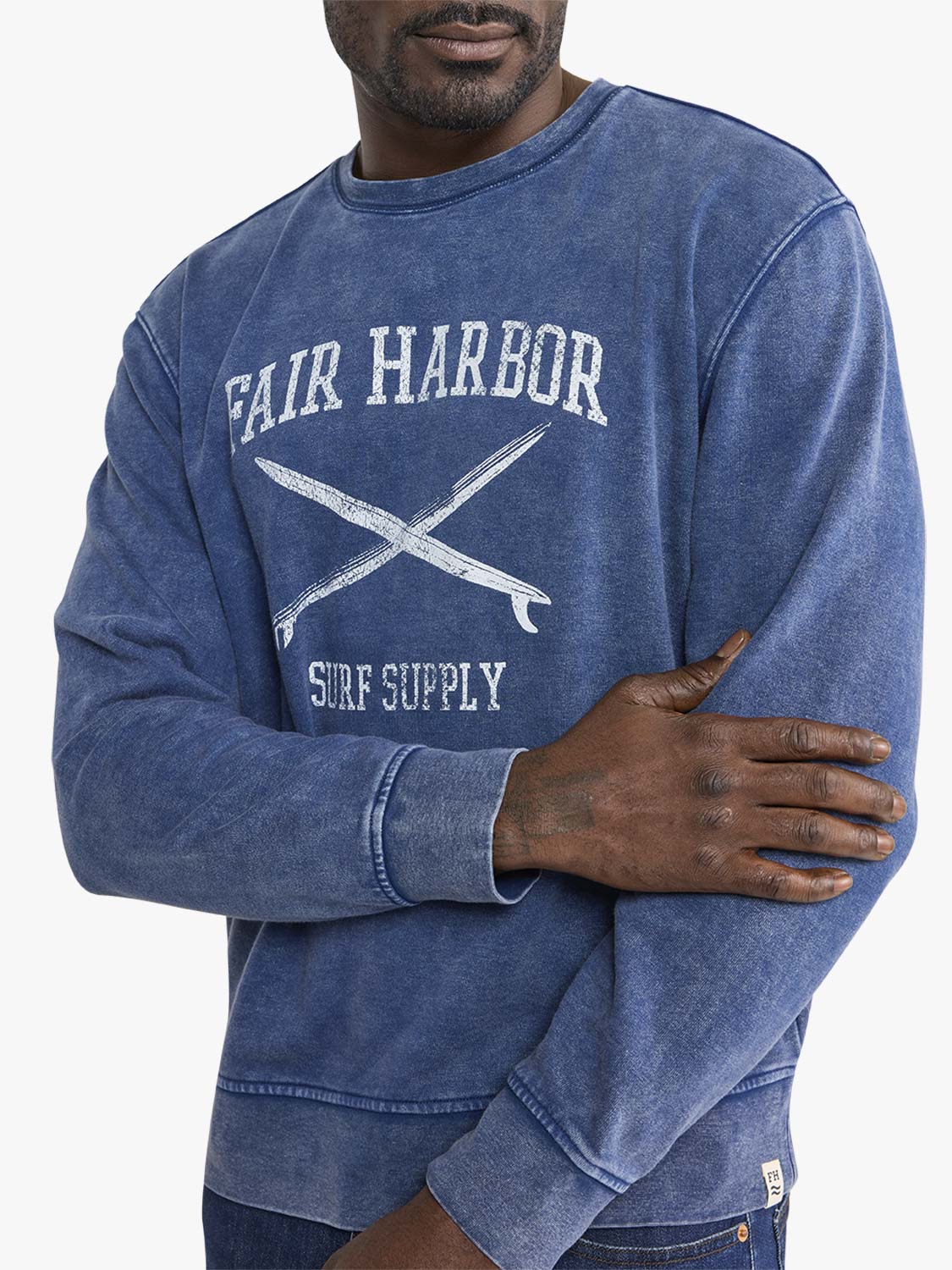 Saltaire Graphic Crewneck | Navy FH Surfboard
