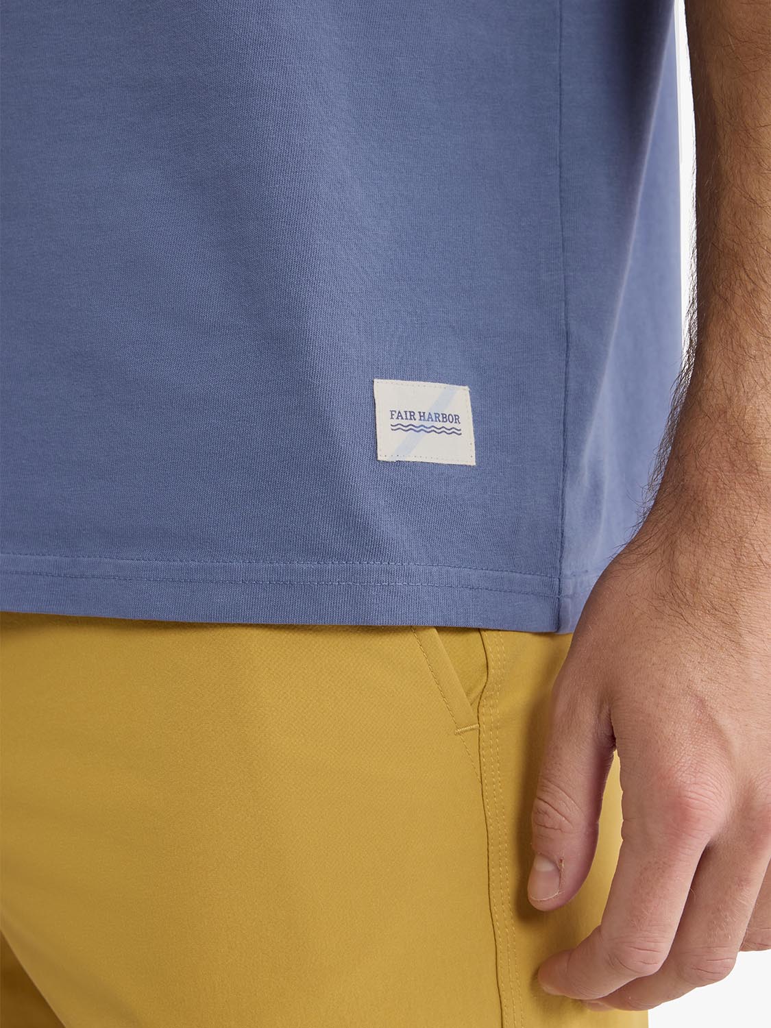 Saltaire Graphic Tee | Ripple Navy