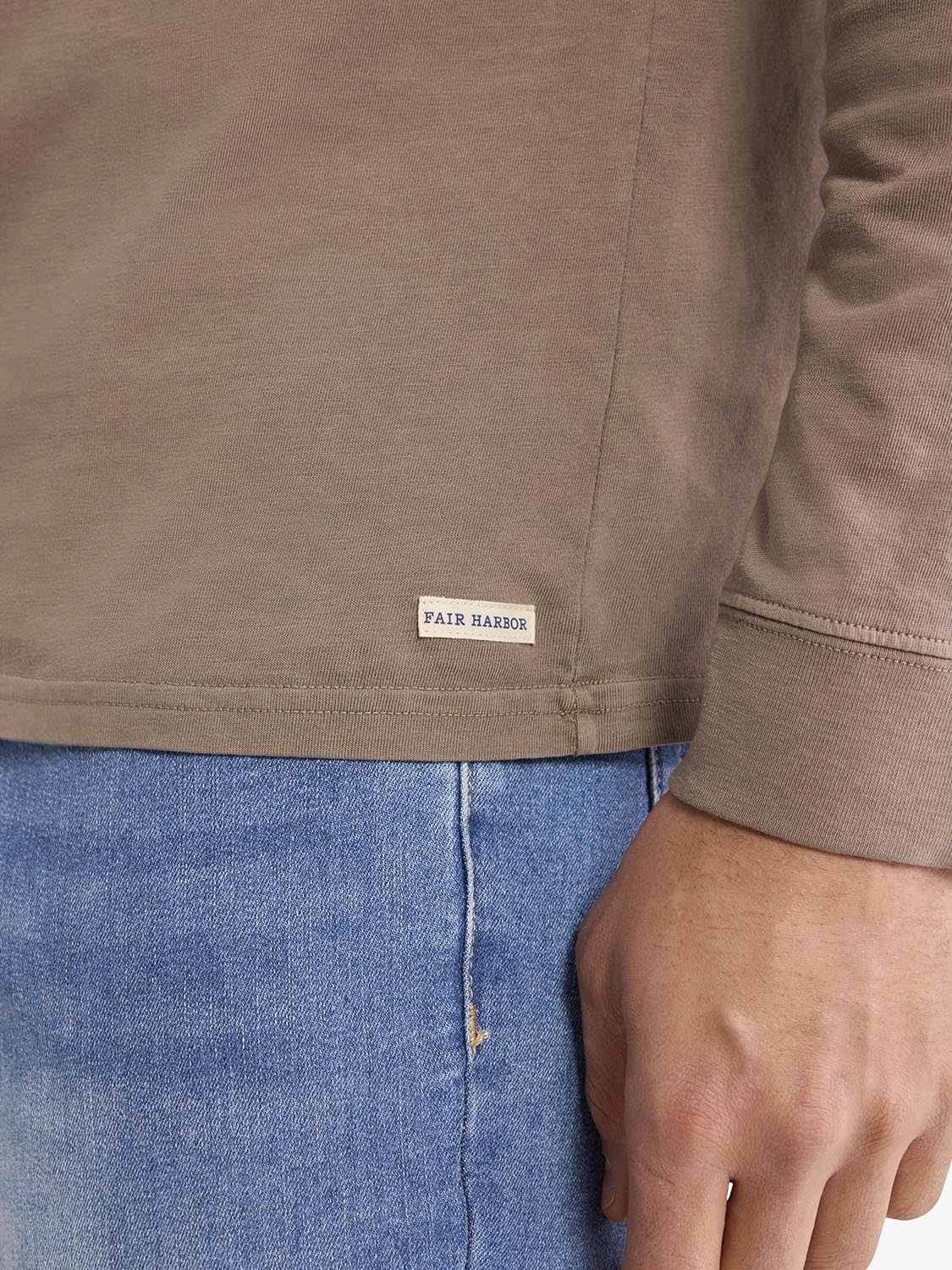 Saltaire Long Sleeve Graphic Tee | Archival Crest