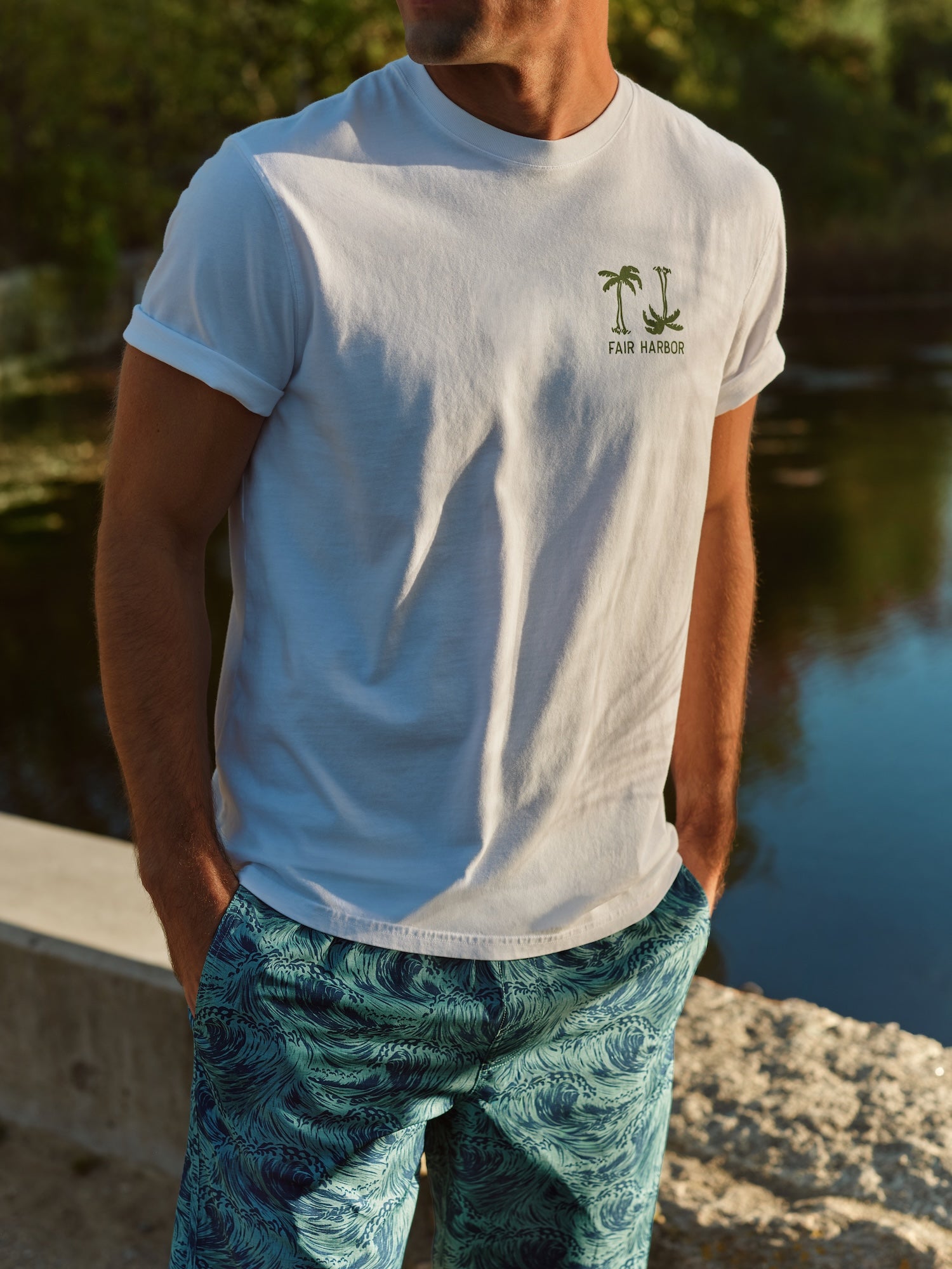 Saltaire Graphic Tee | White Checkered Palms